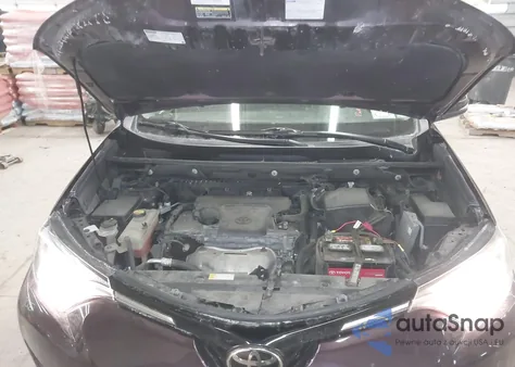 2017 Toyota Rav4 Xle z USA, uszkodzony, nr VIN 2T3RFREV4HW600896